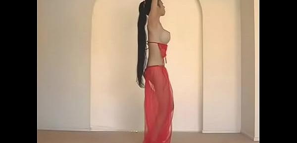  Beautiful Thai Belly Dancer